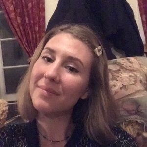 Meet your Posher, Emma